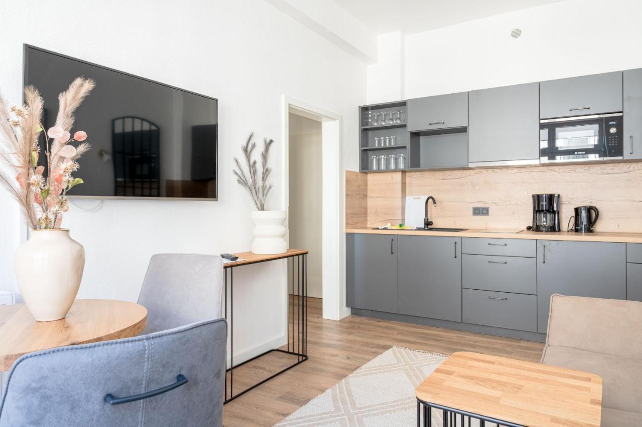 Johouse 6 Apartment